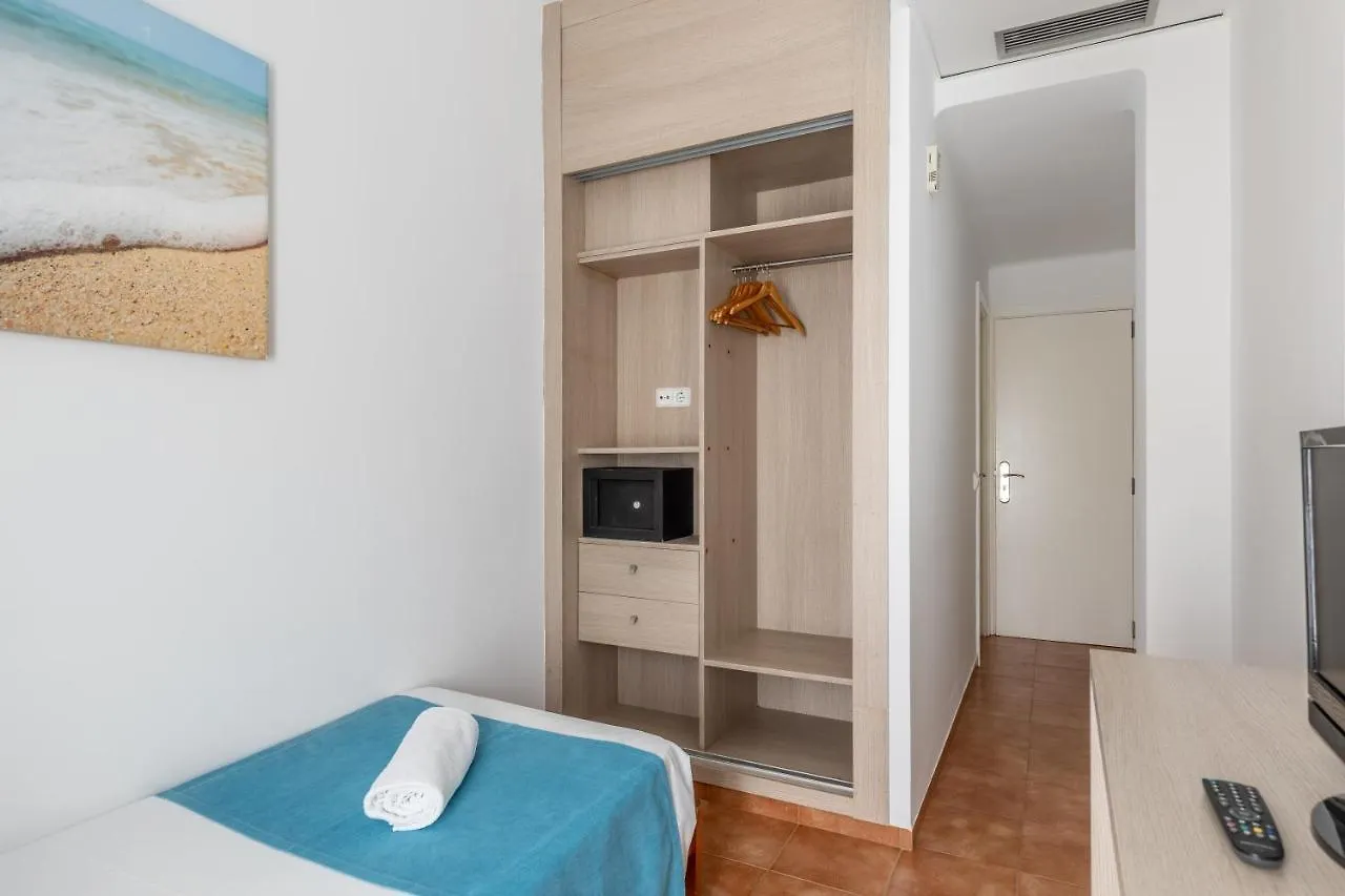Hostal Neptuno Peguera Vendégház