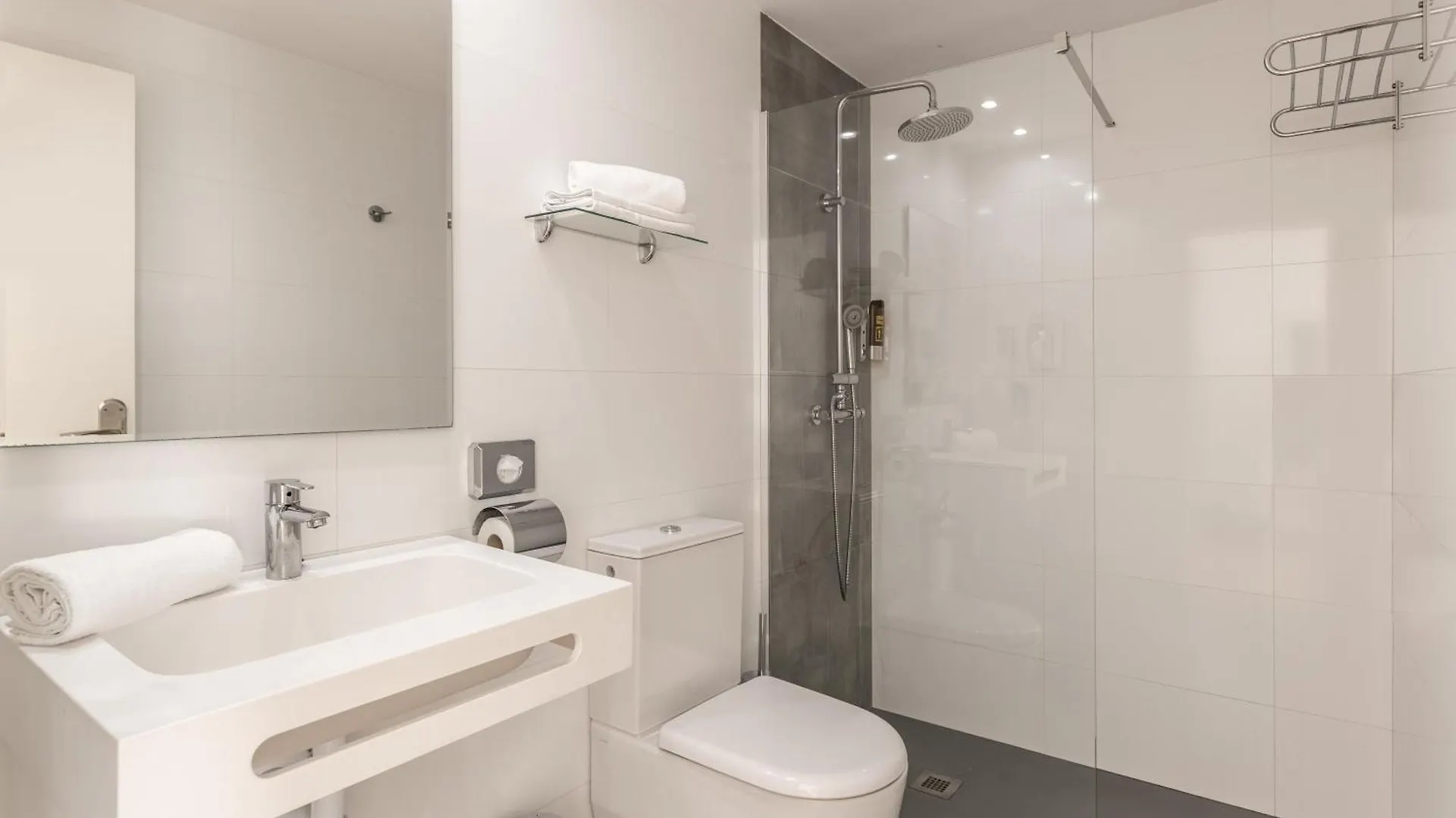 Hostal Neptuno Peguera