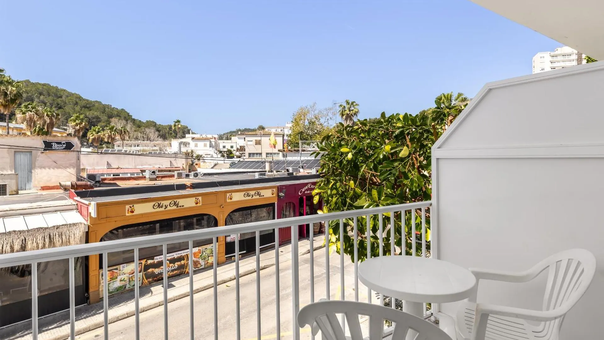 Hostal Neptuno Peguera