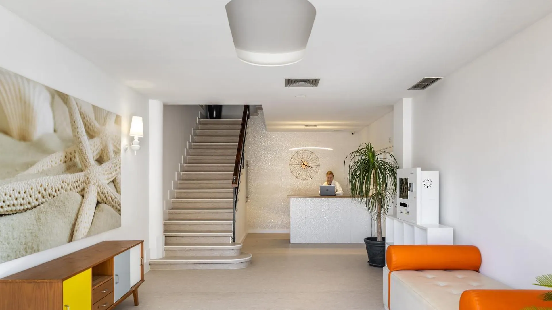 Hostal Neptuno Peguera