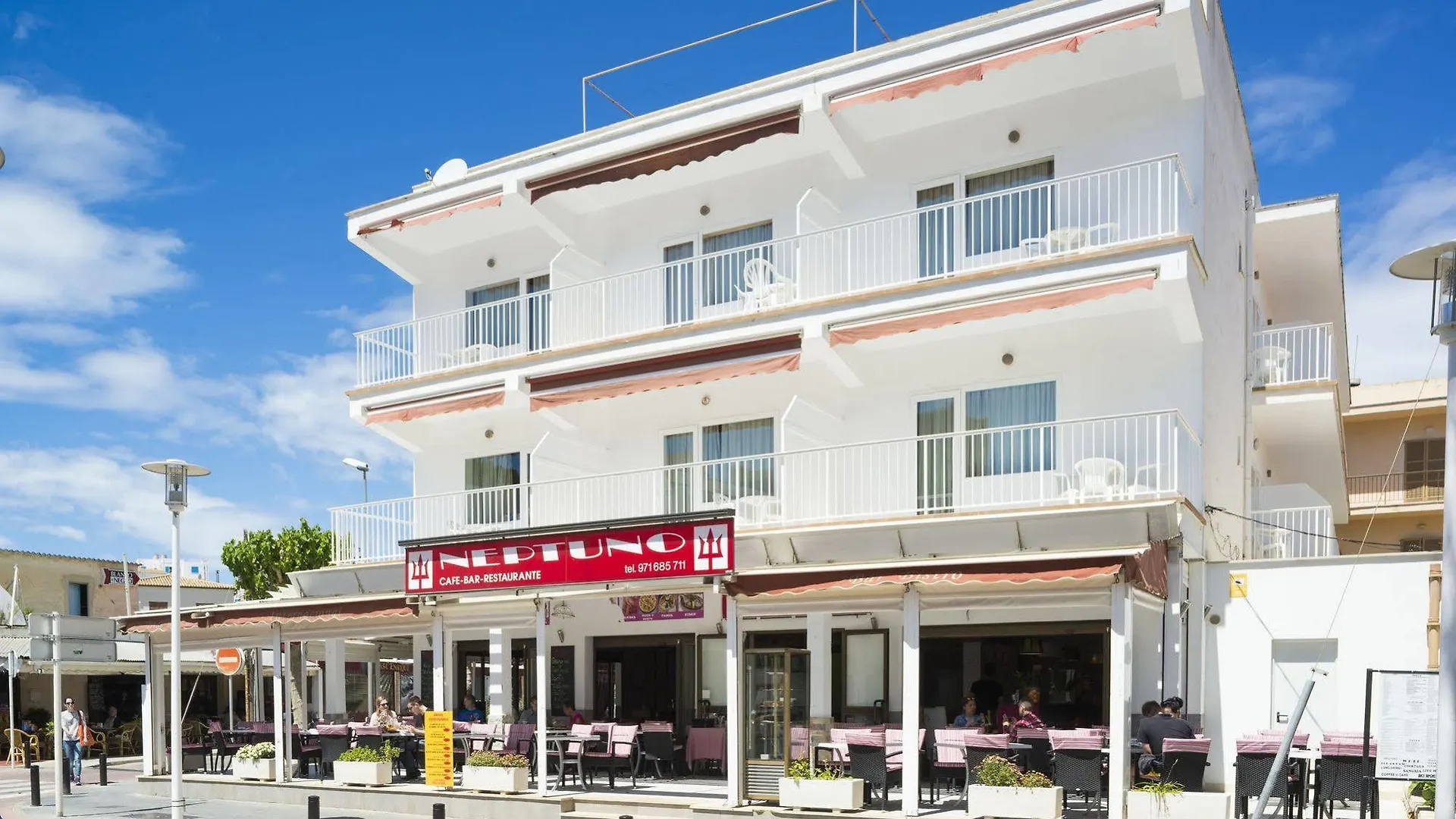 Hostal Neptuno Peguera