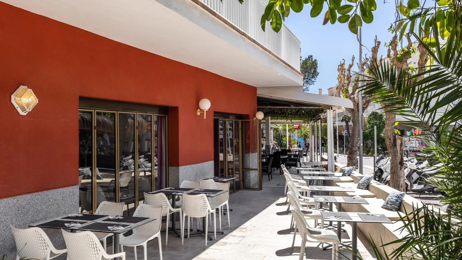 *** Gasthuis Hostal Neptuno Peguera Spanje